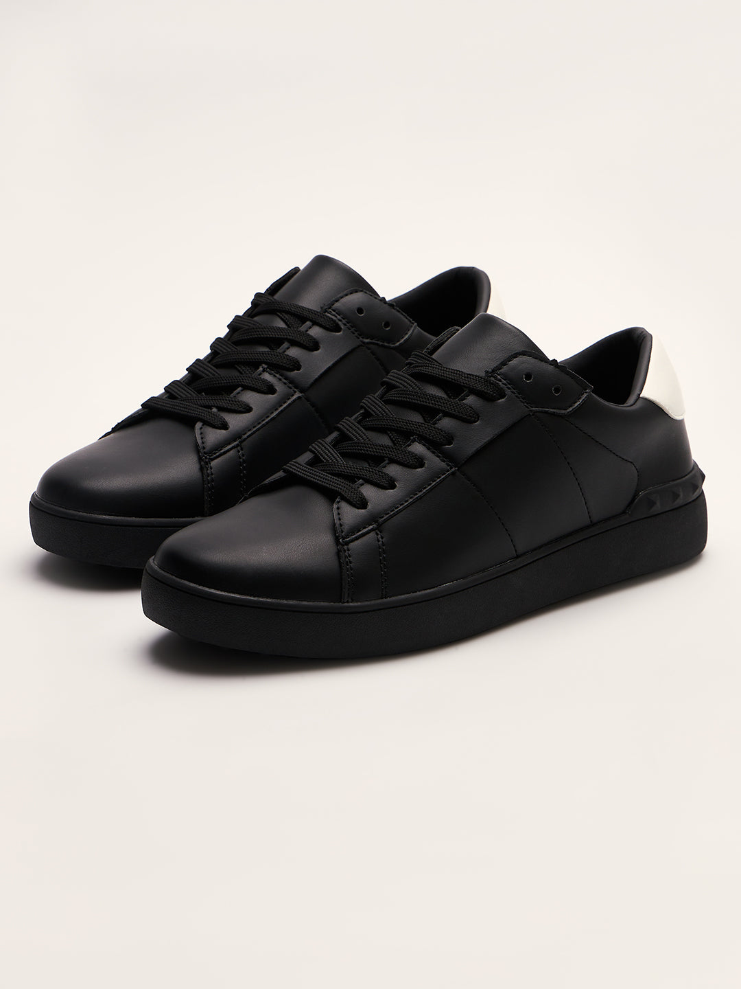 Shop Classic Black Stylish Low-Top Lace-Up Round Toe Casual
