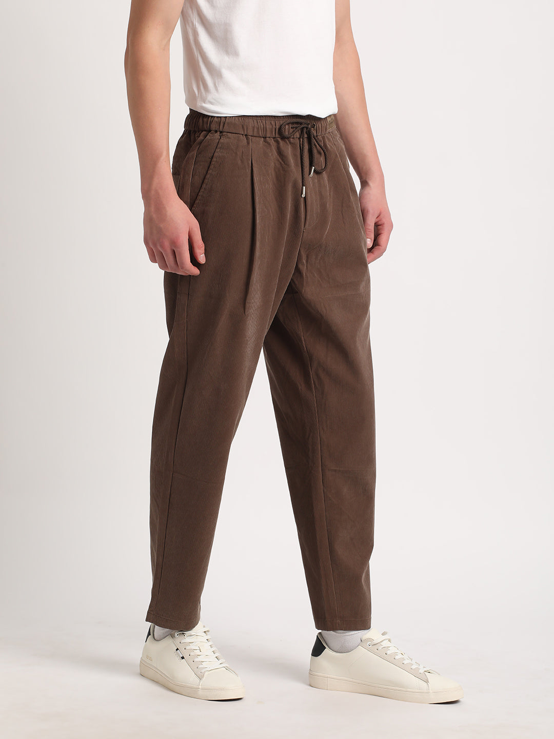 Shop Men Brown Solid Relaxed Fit Trousers Online – bearhouseindia