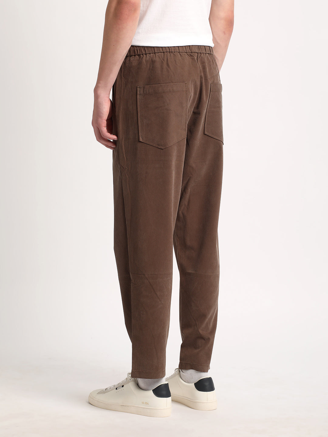 Shop Men Brown Solid Relaxed Fit Trousers Online – bearhouseindia