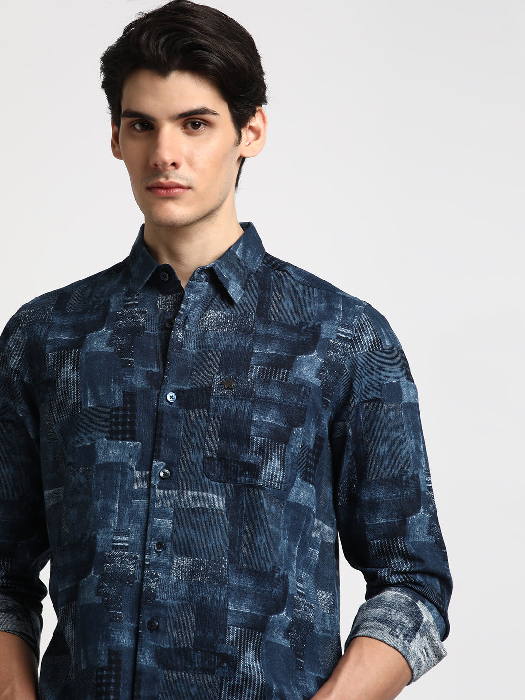 MEN BLUE PRINTED SLIM FIT COTTON CASUAL SHIRT