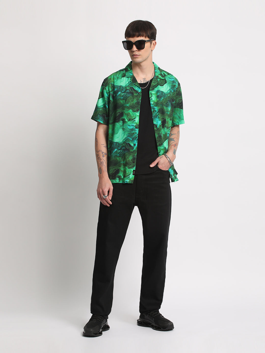 Men Green Printed Regular Fit Cotton Casual Shirt by The Bear House