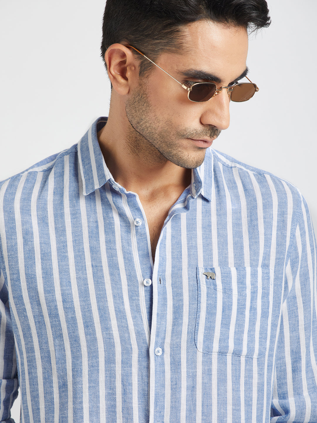 Idi - Men Blue Striped Slim Fit Cotton Linen Casual Shirt | The Bear House