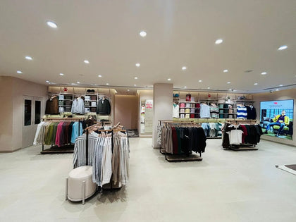 Janakpuri store, photo 11